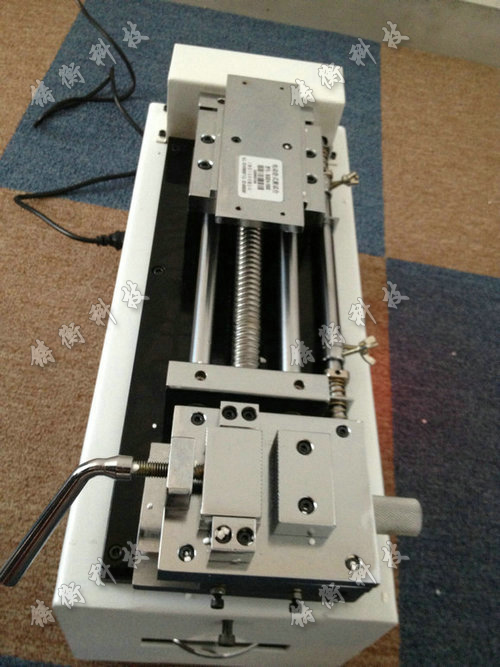 電動臥式測試臺圖片