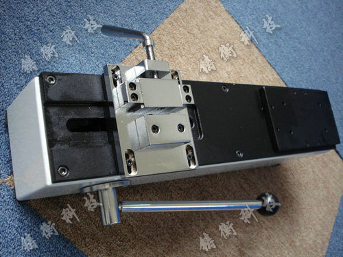 手動臥式測試臺圖片